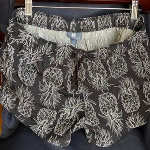 Women’s board shorts